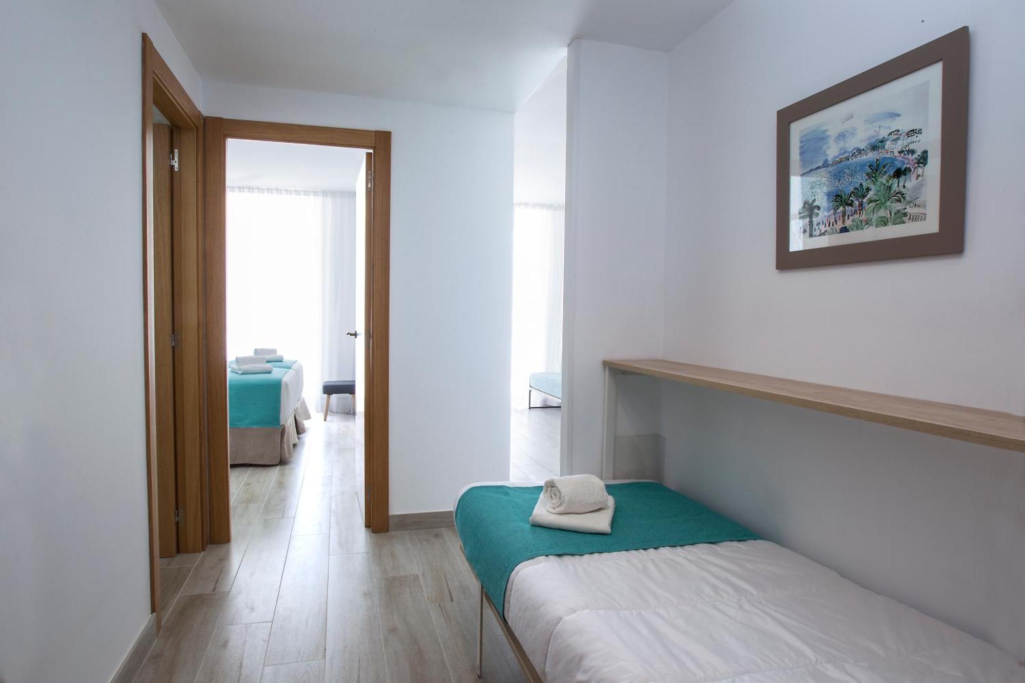 Superior One-Bedroom Apartment