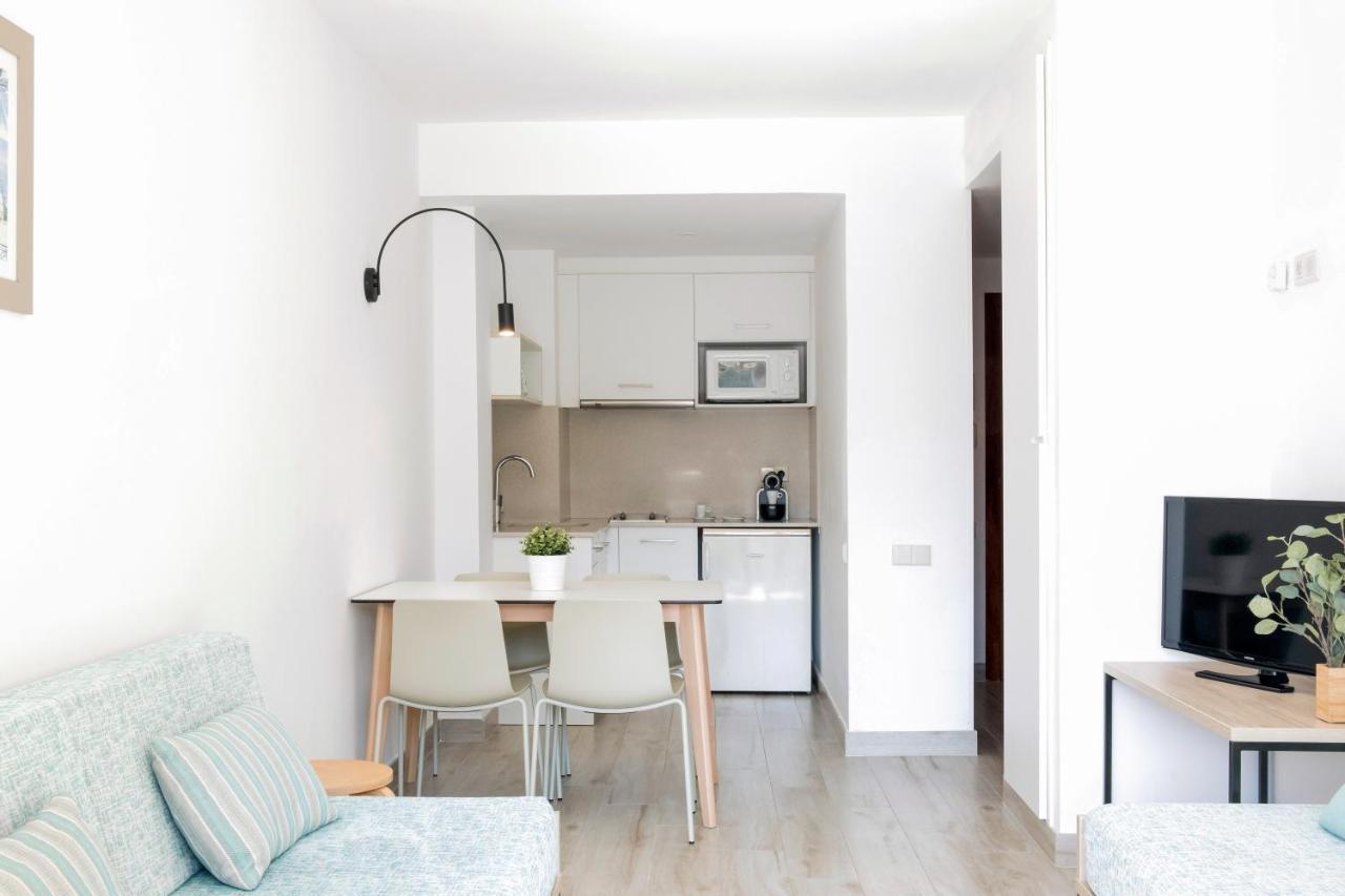 Superior One-Bedroom Apartment